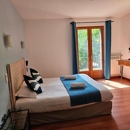 Hotel Le Mont Barral Creyers エクステリア 写真