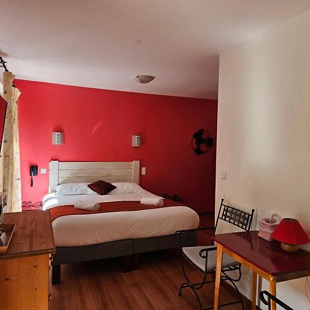 Hotel Le Mont Barral Creyers エクステリア 写真