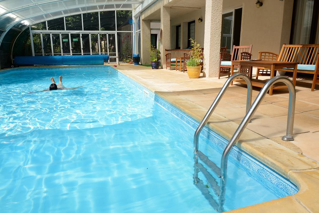 Hotel Le Mont Barral Creyers エクステリア 写真