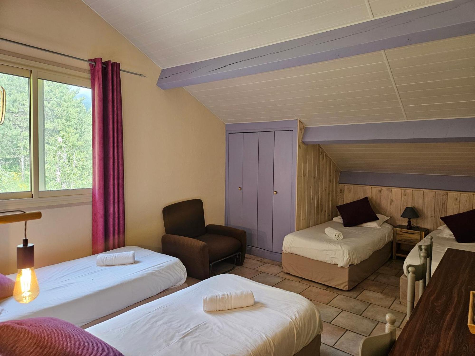 Hotel Le Mont Barral Creyers エクステリア 写真