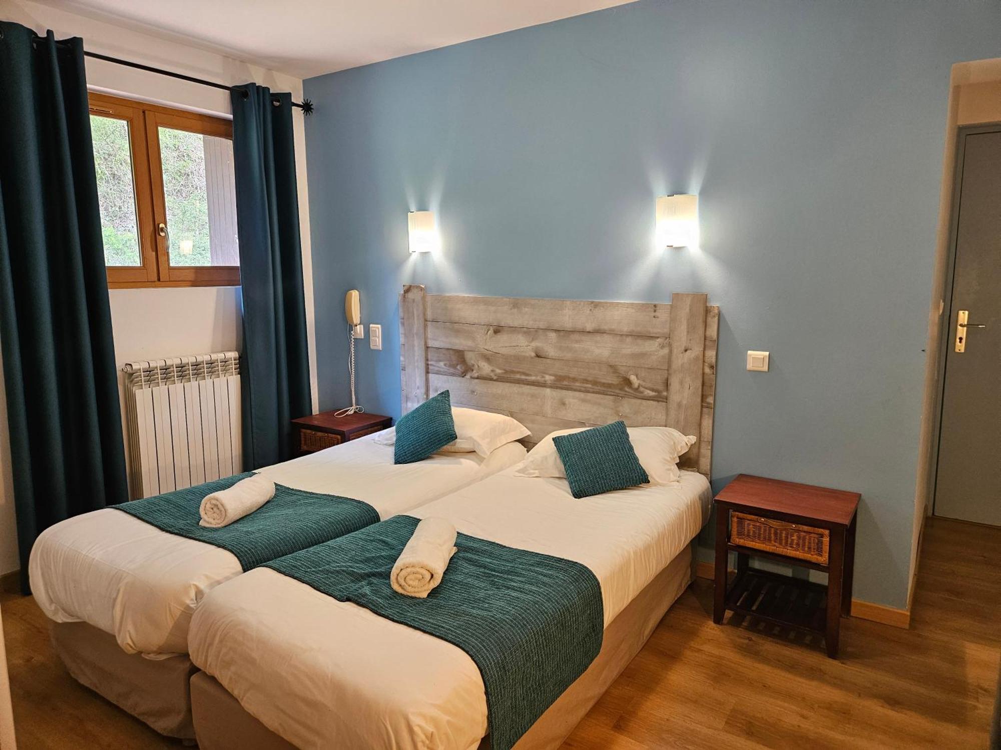 Hotel Le Mont Barral Creyers エクステリア 写真