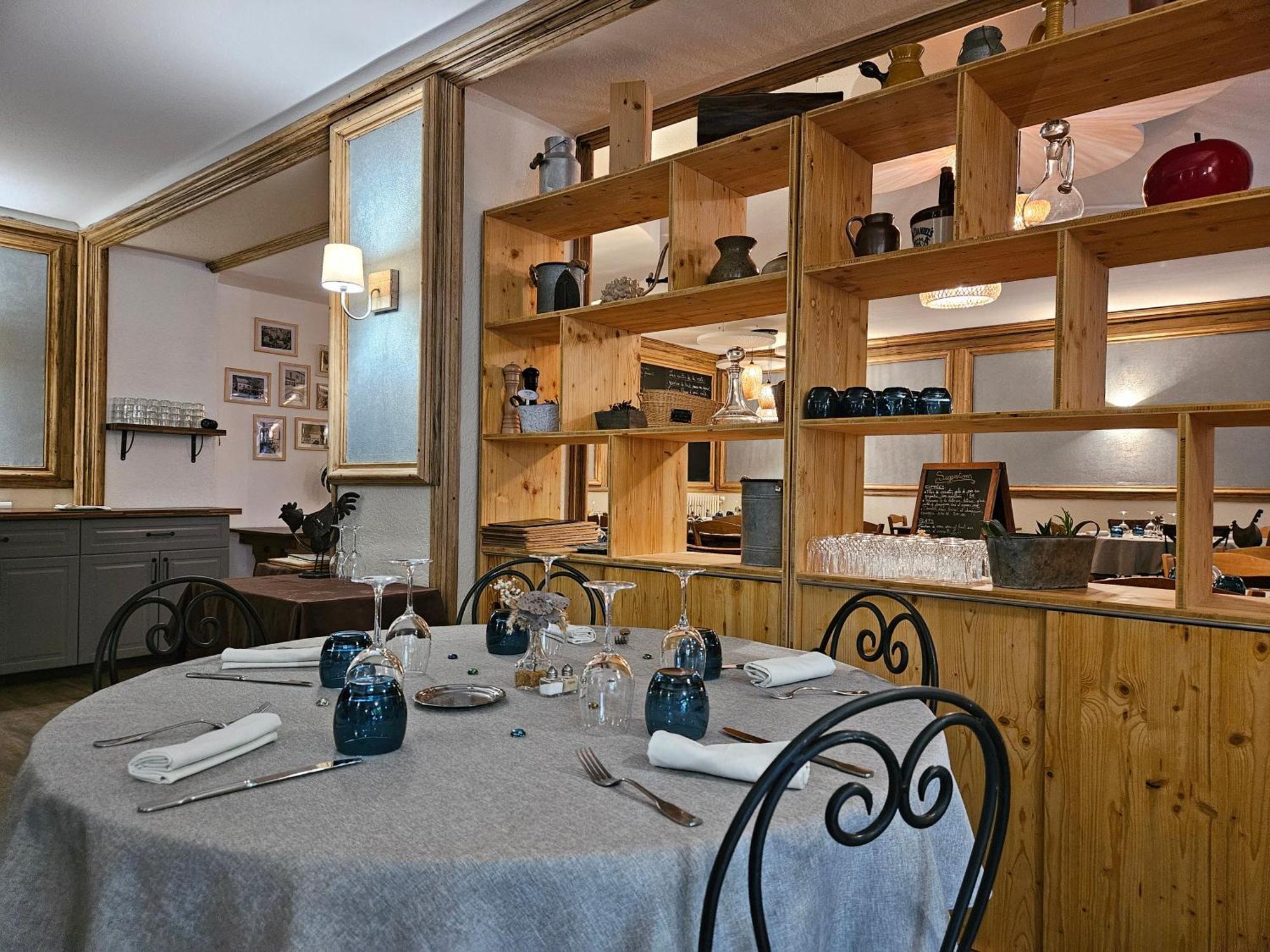 Hotel Le Mont Barral Creyers エクステリア 写真